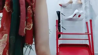 『上海迷情夜』漂亮美乳圣诞装女神骑上「挺立」耸动 后入冲刺 诱惑呻吟 罕见唯美啪啪 高清1080P原版无水印