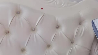 博艺网自己隔离老婆自慰给我看1
