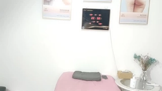 黑丝高跟一字带口爆私定片段